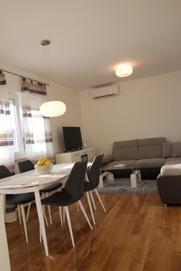 Apartment Mario Podstrana Eksteriør bilde